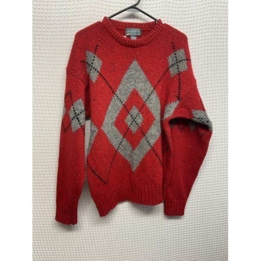 VTG Agenda Red Geometric Argyle Design CrewNeck Granpa Sweater Men M Hong Kong